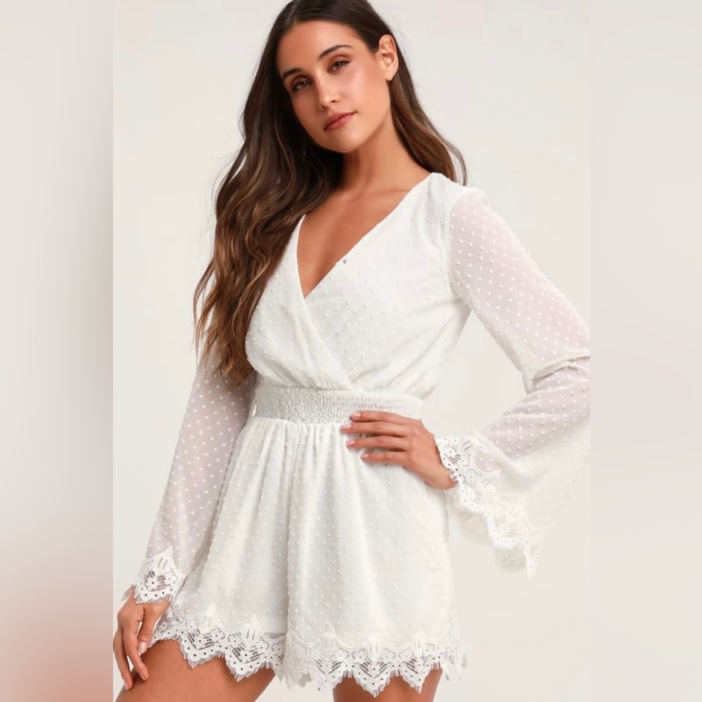 Lulu’s Meadowlake White Swiss Dot Lace Bell Sleeve Romper